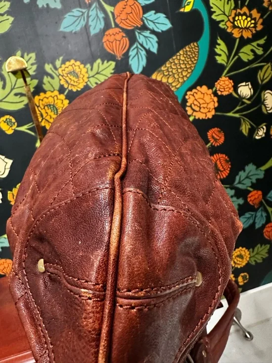 Bally Mopeeh Quilted Leather Shoulder Bag Brown Chain Medallion Y2K Italy - Picture 10 of 14